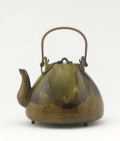 Minato aardewerk theepot door Kichibei Ueda