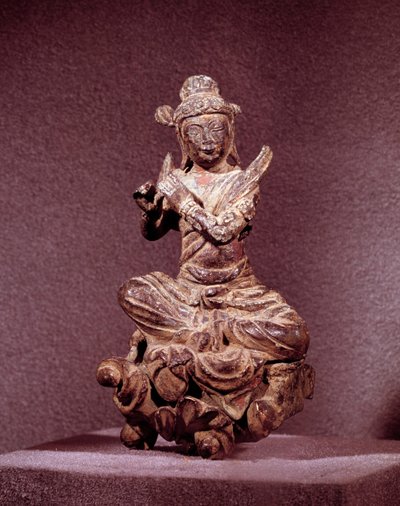 Koreaanse kunst: voorstelling van een Apsara in gouden brons, zijnde Celeste. Silla-periode (7e-10e eeuw) door Korean School