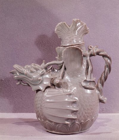 Koreaanse kunst: keramische aquamarijn in de vorm van een waterdraak. Koryo-periode door Korean School