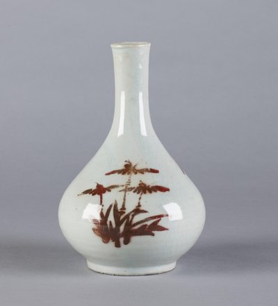 Fles met bloemmotief, Yi dynastie door Korean School