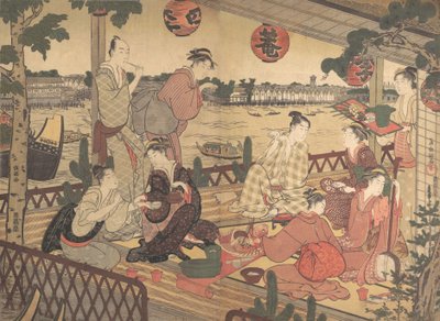 Twee jonge mannen en verschillende vrouwen dineren in een theehuis aan de oever van de Sumida-rivier, ca. 1788 door Kubo Shunman
