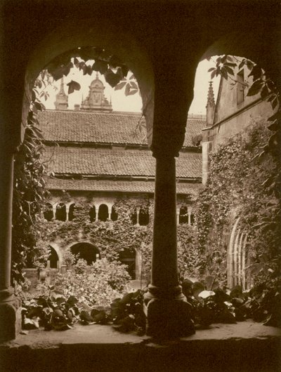 Hildesheim, Dom, Kreuzgang door Kurt Hielscher