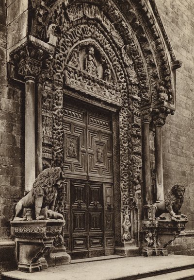 Italië: Altamura, Puglie, Cattedrale door Kurt Hielscher
