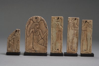 Plaquettes van Maat, Nephthys en zonen van Horus, Late Dynastieke Periode door Late Period Egyptian