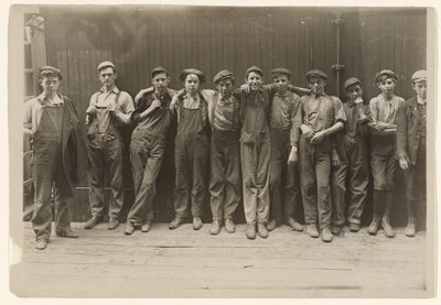 Een groep jonge wetenschappers aan het werk in een conservenfabriek in Indianapolis, Indiana door Lewis W. Hine