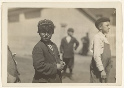 [Joe (José) Mello, Acushnet Mills, New Bedford, Massachusetts]. door Lewis W. Hine