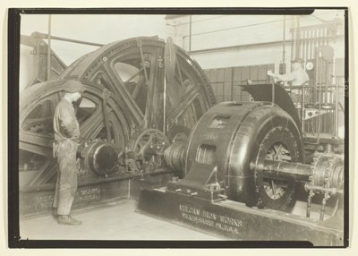 De mijnen vandaag door kabels (elektrisch aangedreven). Dit is de energiezaal van een kolenmijn in Pennsylvania door Lewis Wickes Hine