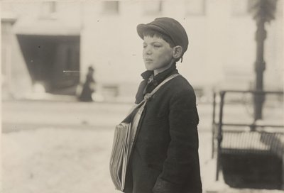Tony Casale, „Bologna”, 11 jaar oud, verkoopt al 4 jaar kranten, Hartford, Connecticut, maart 1909 door Lewis Wickes Hine