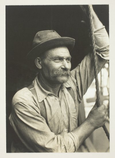 Zonder titel (Workman) door Lewis Wickes Hine