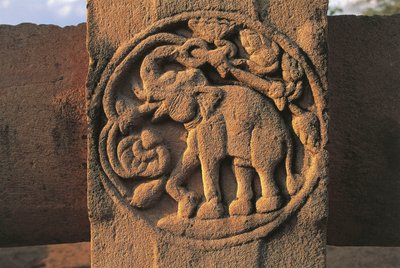 Olifant, reliëf op Stupa nr. 2, Sanchi (UNESCO Werelderfgoedlijst) door Unbekannt Unbekannt