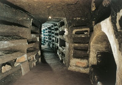 Galerij met Loculus-graven door Unbekannt Unbekannt