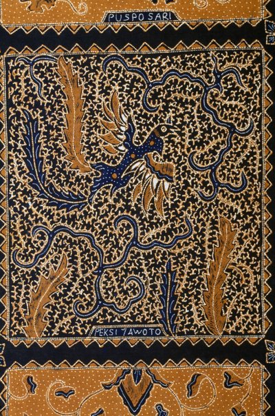 Traditioneel batikontwerp genaamd peksi yawoto, Surakarta, Java, Indonesië (detail) door Unbekannt Unbekannt