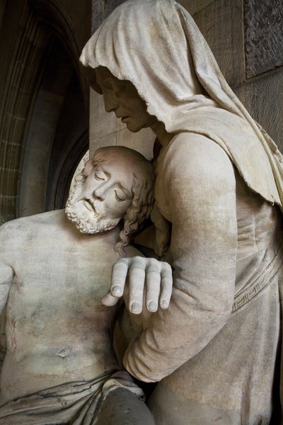 Pieta, detail door Ligier Richier