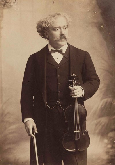 Portret van de violist en componist Pablo de Sarasate 1844-1908, ca. 1895 door London . Photo studio Elliott and