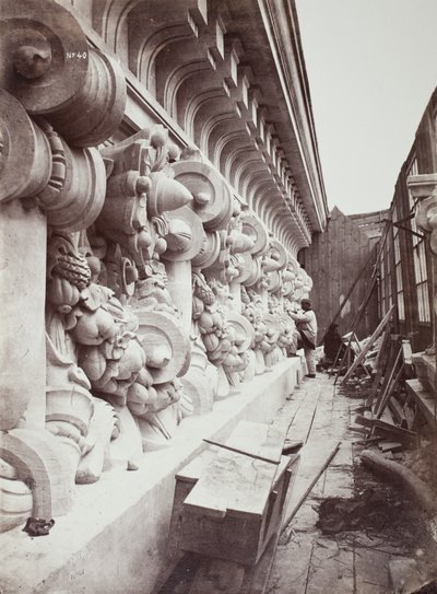 Stage Frieze and Cornice door Louis Emile Durandelle