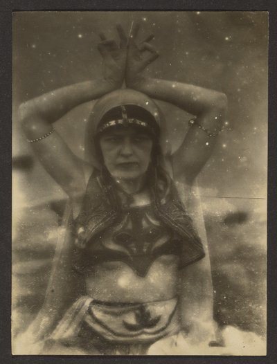 [Nautch Girl]. door Louis Fleckenstein