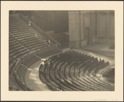[Openlucht Amfitheater]. door Louis Fleckenstein