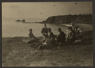 [Picknick bij Oceaan]. door Louis Fleckenstein