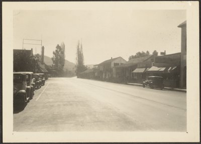 [Straatbeeld] door Louis Fleckenstein
