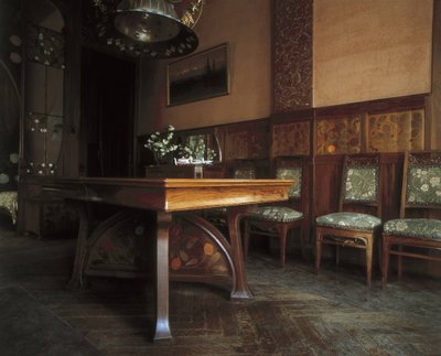 De eetkamer, Casa Nava (1901-1907), in Reus - DOMENECH I MONTANER, Lluis (1850-1923). Navas Huis. 1901-1907. SPANJE. Reus. Navas Huis. Eetkamer, met meubels van Gaspar Homar i Mesquida. Modernisme. Architectuur. door Luis Domenech i Montaner