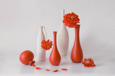 Modern bloemstilleven door Lydia Jacobs