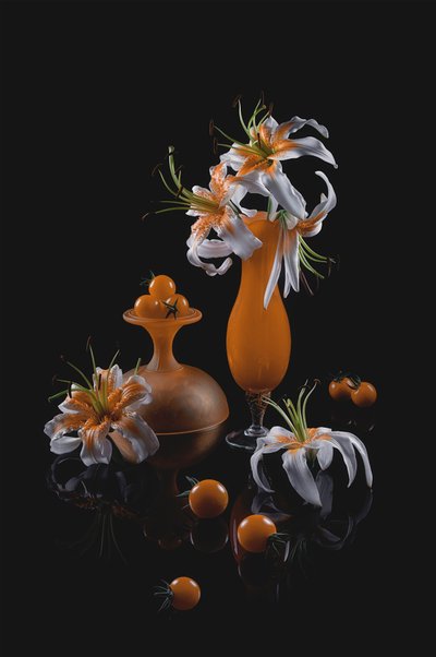 Stilleven met oranje lelies door Lydia Jacobs