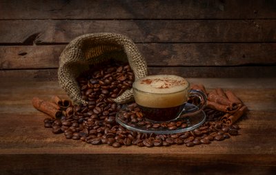Rustiek koffie-stilleven door Margareth Perfoncio