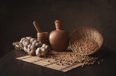Rustieke knoflook en kikkererwten door Margareth Perfoncio
