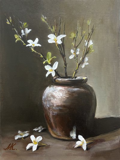 Rustieke vaas met witte bloemen door Marina Kozyr