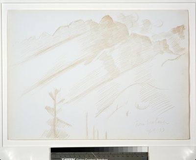 Berglandschap met wolken en bomen door Marsden Hartley