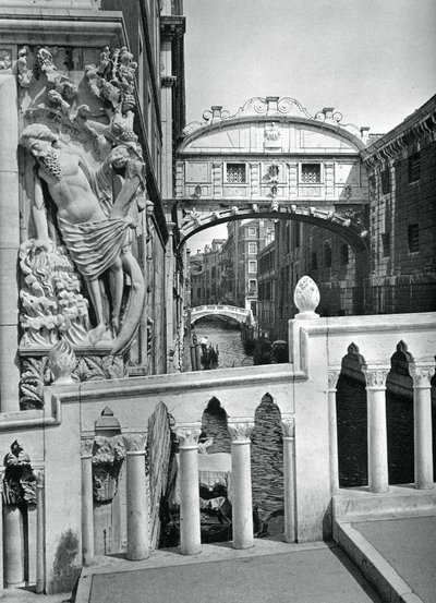 De Brug der Zuchten en het Dogepaleis, Venetië, 1937 door Martin Hurlimann