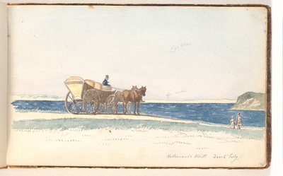 Een koets op een duin bij het water; 2 mensen lopen naar de koets door Martinus Rørbye