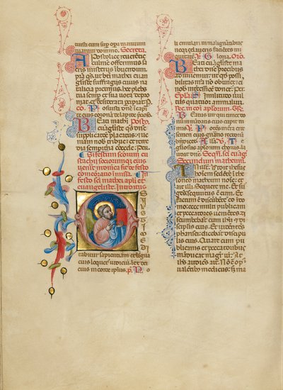 Beginletter O: De engel van Mattheüs die zijn evangelie omhoog houdt door Master of the Brussels Initials