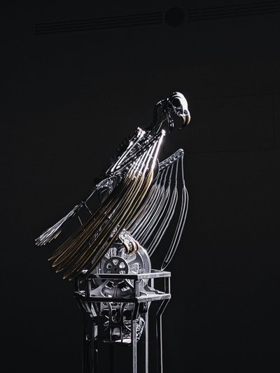 The Nerve Rack, 2019 (Acetaal, Acryl, Aluminium, Messing, Elektrische schakelingen, Verf, PVC, Hars, Servomotoren, Staal) door Mat Collishaw