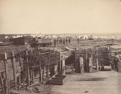 Fortificaties, Manassas, bezet door 13e Mass., 1862 door Mathew Brady