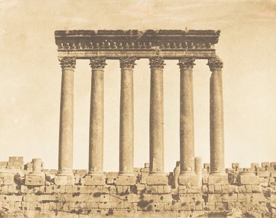 Colonnade van de Zonnetempel, in Baälbek Heliopolis, 15 september 1850 door Maxime Du Camp