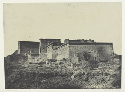 Grote tempel van Isis in Philoe, algemeen zicht vanuit het noorden; Nubië, plaat 80 uit het album "Egypte, Nubië, Palestina en Syrië" (1852) door Maxime Du Camp