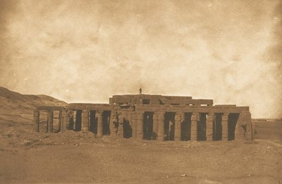 Algemeen Uitzicht op de Ruïnes van het Rhamesseum, in Thebe Tombe van Osymandian, 1849-50 door Maxime Du Camp