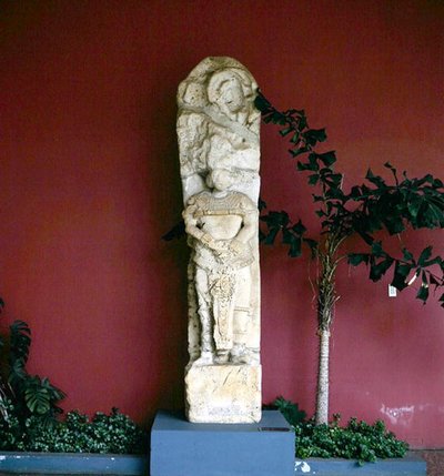 Stela 15 van Piedras Negras, Peten, Guatemala, Late Klassieke Periode (781 AD) door Mayan Mayan