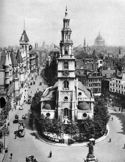 Kerk van St Clement Danes, de Strand en Fleet Street vanaf Australia House, Londen, 1926-1927 door McLeish