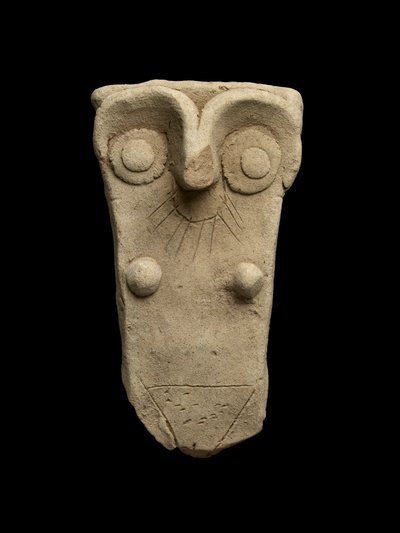 Handvat van een kruik bewerkt als moedergodin, Vroeg-Dynastiek III door Mesopotamian