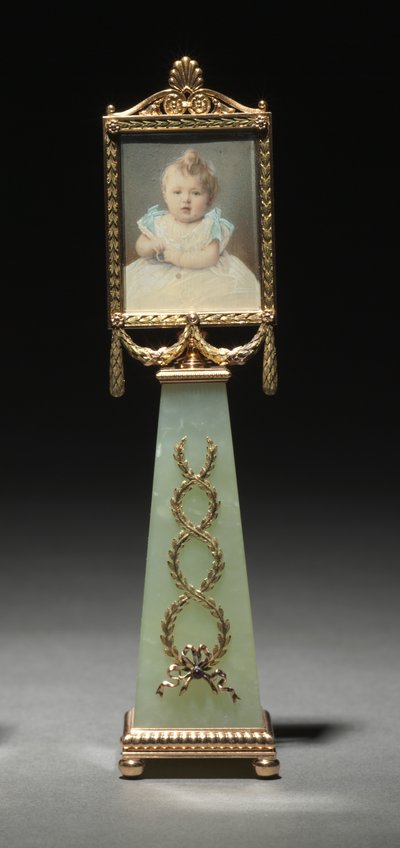 Ingelijste miniatuur: Portret van Groothertogin Olga, firma Peter Carl Fabergé, miniatuur geschilderd door Johannes Zehngraf door Michael Evlampievich Perkhin