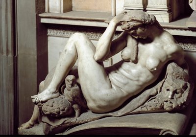 Allegorie van de nacht. Mausoleum van Giuliano de Medici. Marmeren sculptuur door Michelangelo Buonarroti