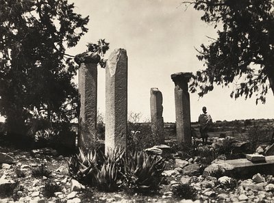 Het bouwen van een rijk in het fascistische tijdperk: Axum overblijfselen bij Cohaito door Modestino Baldinetti