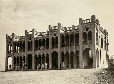 Het bouwen van een rijk in het fascistische tijdperk: het politiebureau van Agordat, 09/05/1936 door Modestino Baldinetti