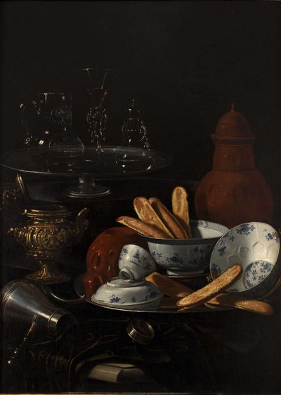 Stilleven met blauw en porselein en toast door Monari