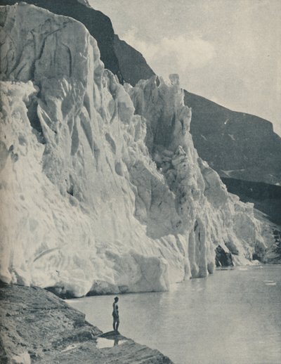 Tumbling Glacier en Berg Lake op Canada