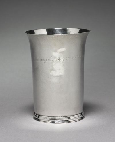 Beker door Moody Russell
