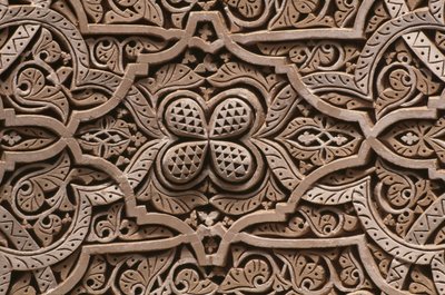 Kasbah van Thamiel glaoui, stucwerk, detail (keramiek) door Moroccan School
