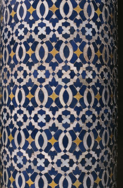 Kasbah van Thamiel glaoui, zellij-tegelwerk, detail (keramiek) door Moroccan School